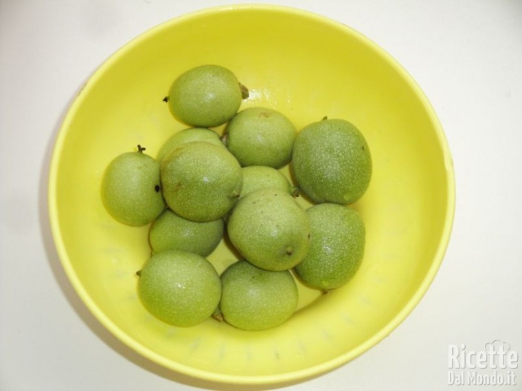 Liquore alle noci 2