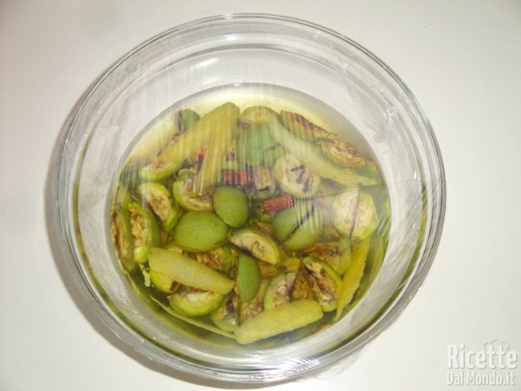 Liquore alle noci 9