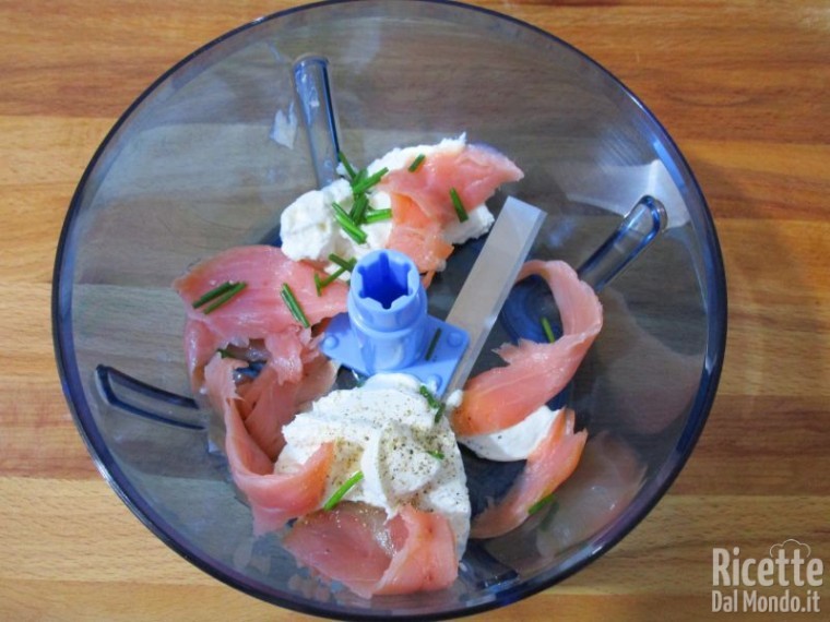 Crostini alla crema di salmone 2