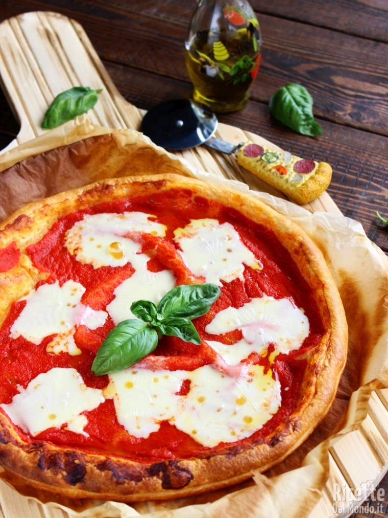 Come fare la finta pizza di pasta sfoglia