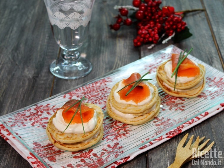 Blinis al salmone