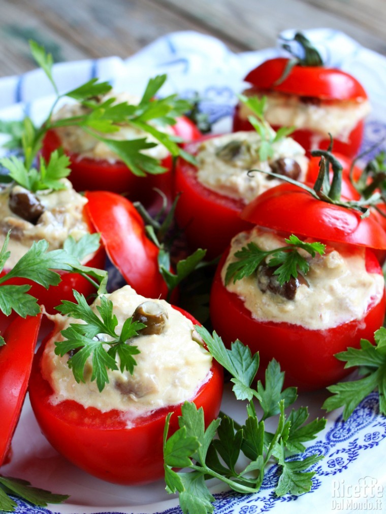 Ricetta pomodori ripieni di tonno