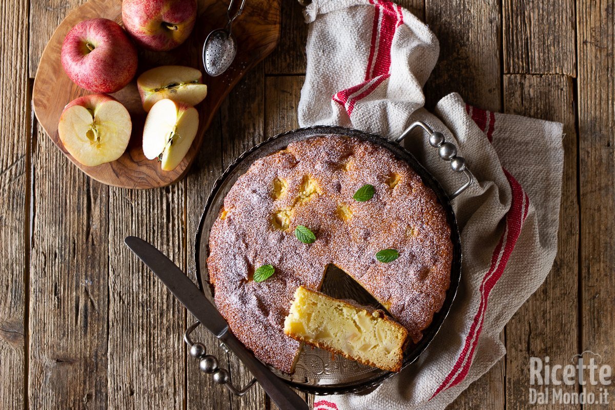 Torta di mele, soffice e genuina. La torta classica della nonna!