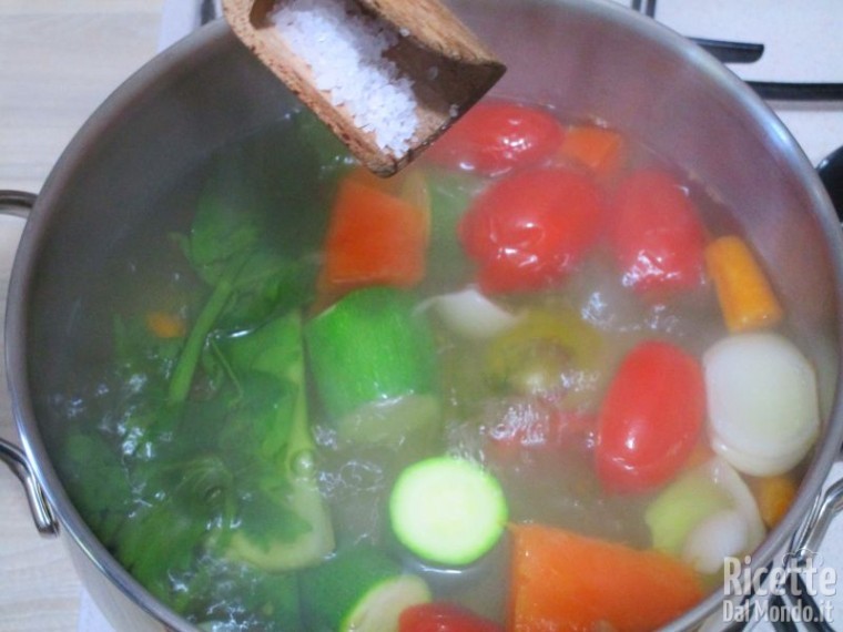 Brodo semplice vegetale 8