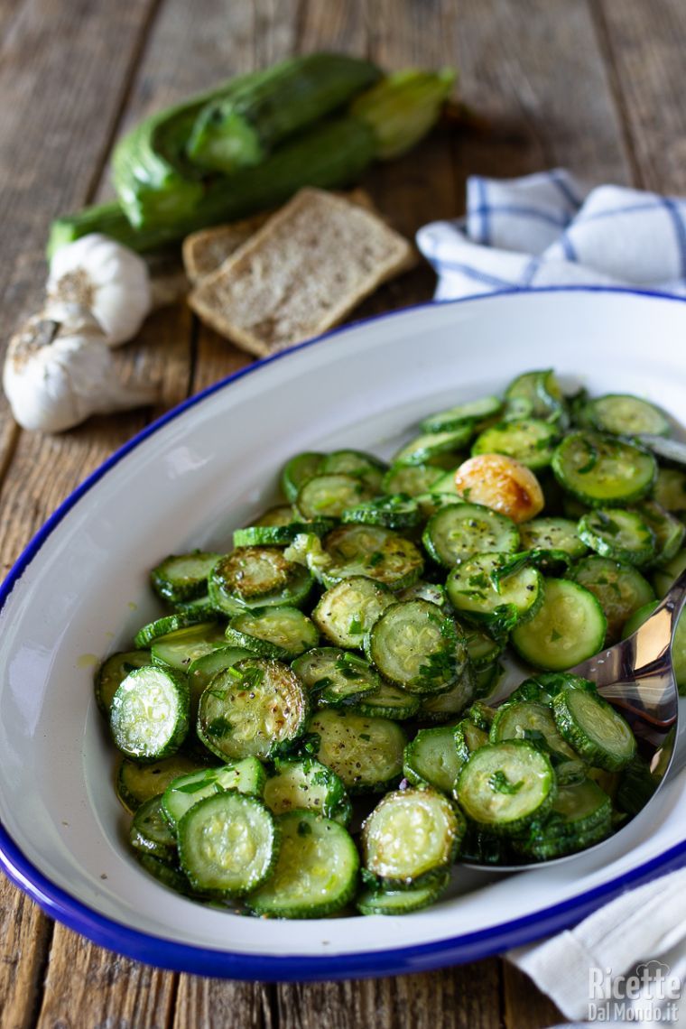 Come fare le zucchine trifolate