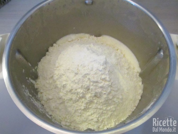 Cornetti di pasta brioche alla Nutella Bimby 6