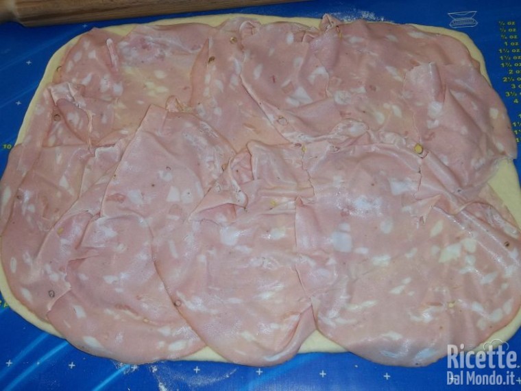 rotolo rustico di mortadella 2