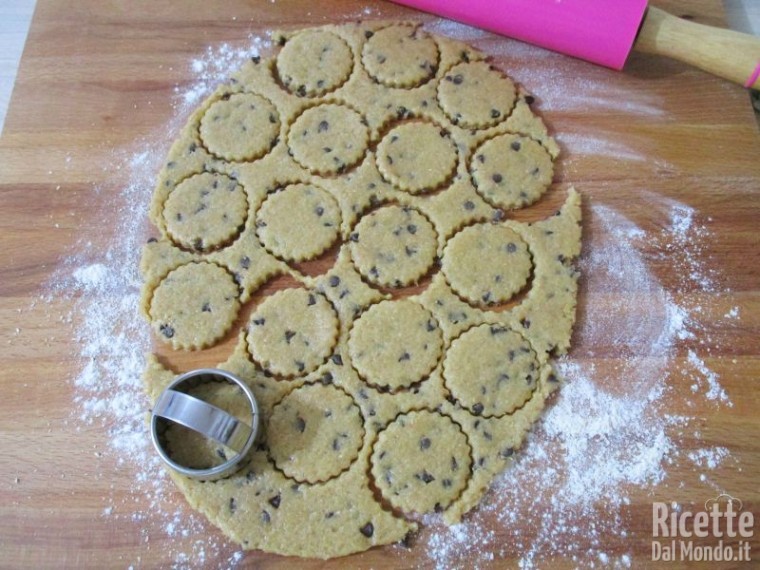 Biscotti integrali con gocce di cioccolato 8