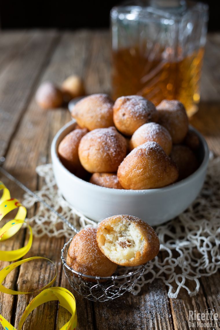 Come fare le frittelle di Carnevale veneziane