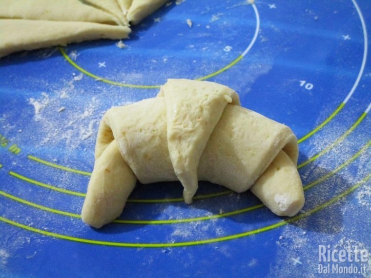 Croissant alla Nutella 7