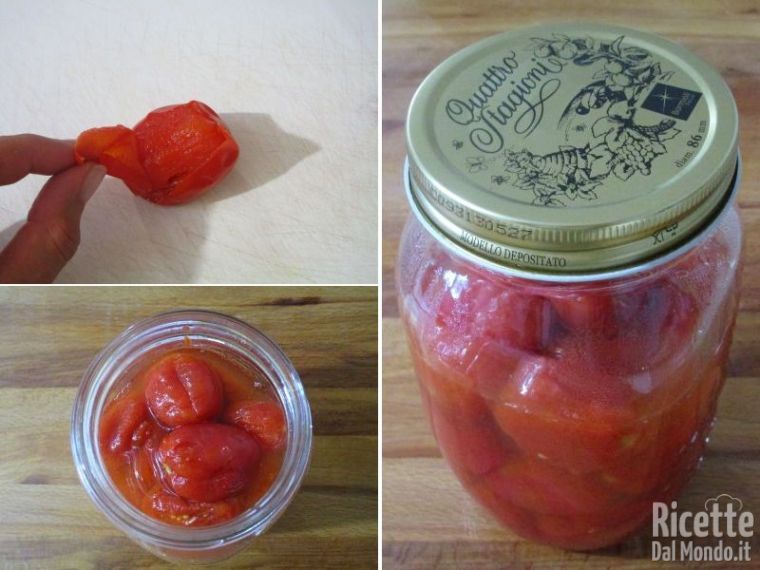 Pelare i pomodori e riempire i vasetti