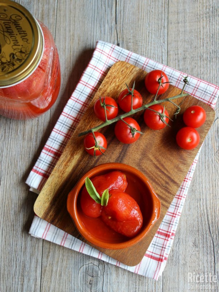 Ricetta pomodori pelati