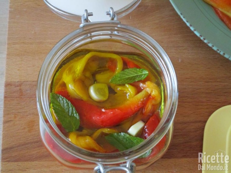 Peperoni sott'olio 12