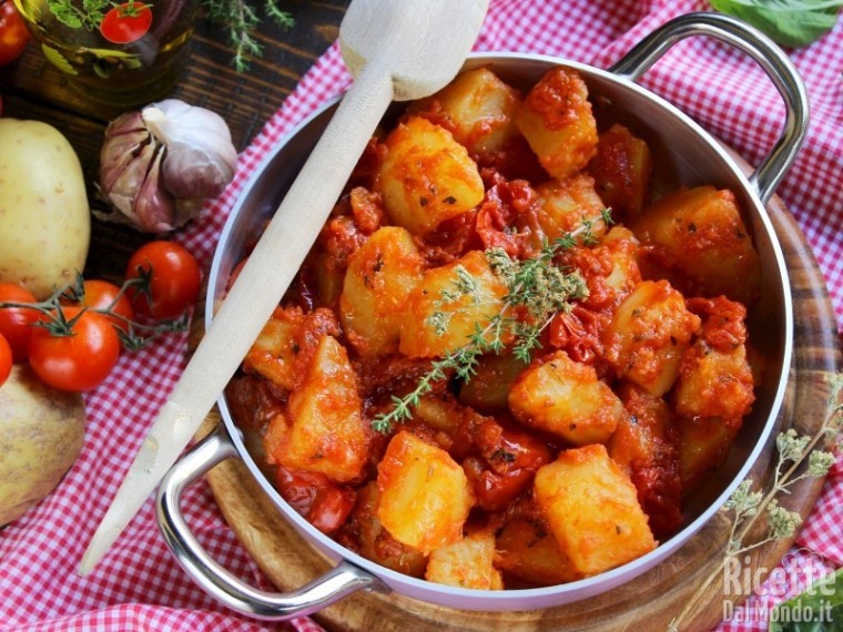 Ricetta patate alla pizzaiola