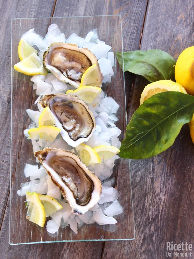 Ricetta Ostriche al limone crude