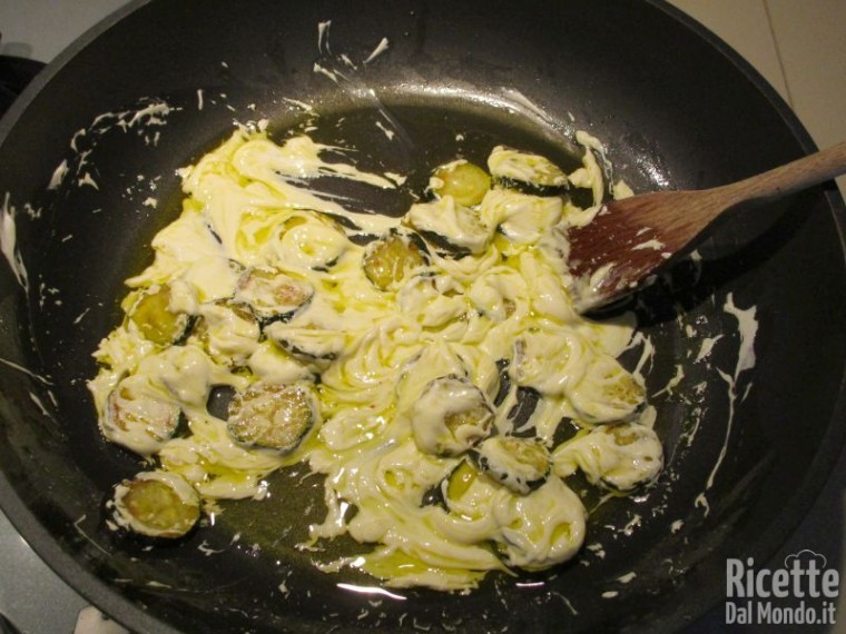 Fusilli con zucchine e philadelphia 7