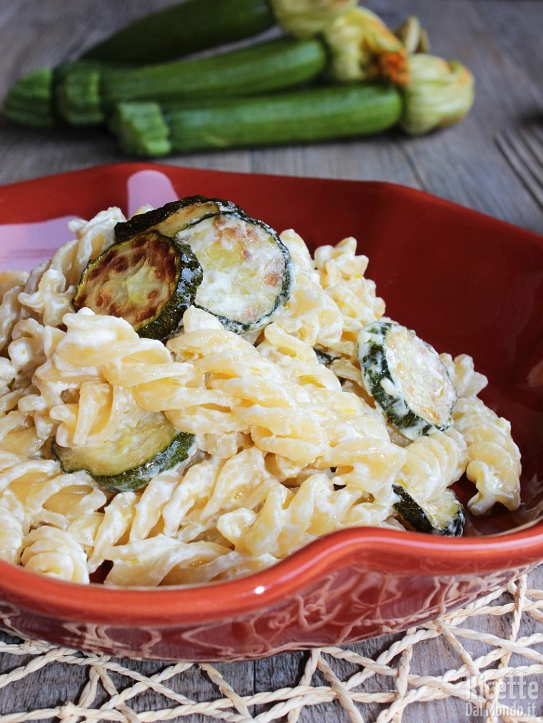 Come fare i fusilli con zucchine e philadelphia