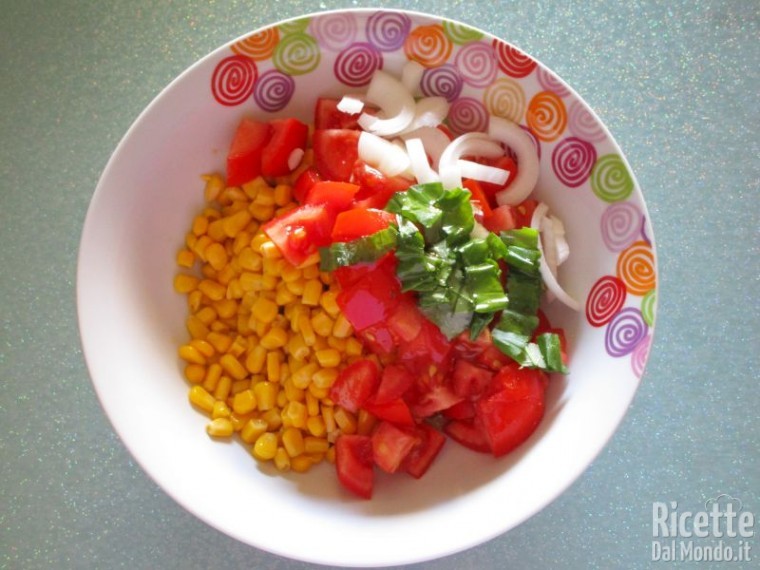 Insalata pomodori e mais 4