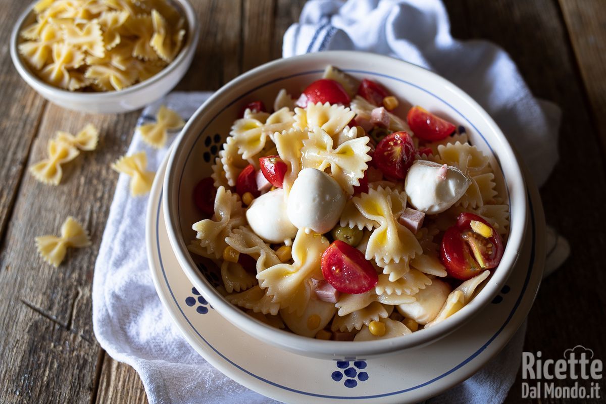 Pasta fredda mista. La ricetta semplice e velocissima!