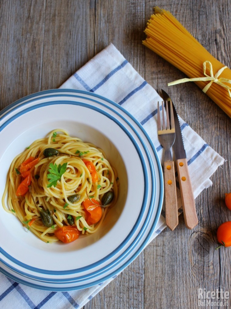 Ricetta spaghetti con pomodorini gialli del Vesuvio