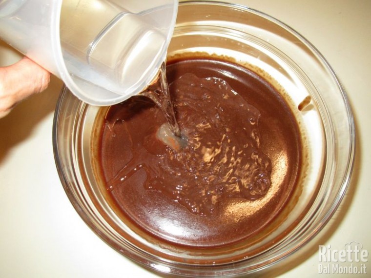 Liquore al cioccolato fondente 8
