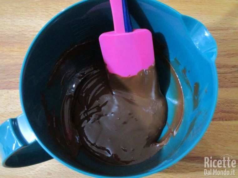 Fondere il cioccolato fondente