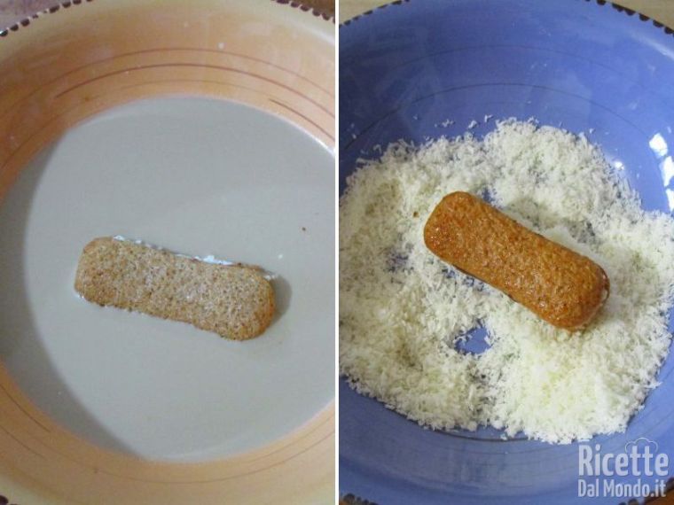 Passare i pavesini nel latte e nel cocco grattugiato