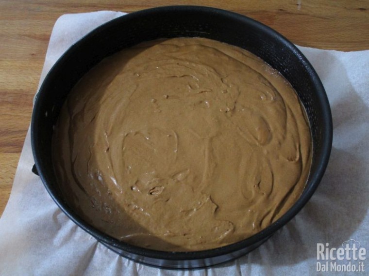 Torta al cioccolato farcita 6