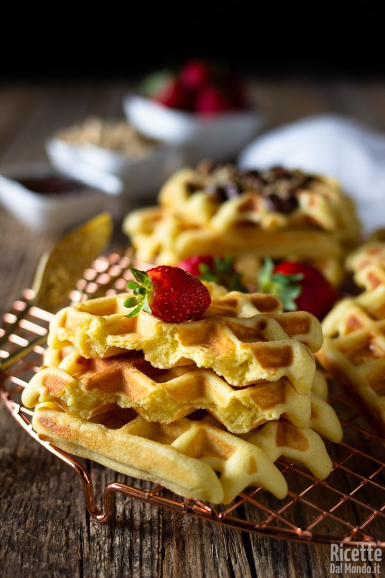 Come fare i waffle morbidi del nord Europa