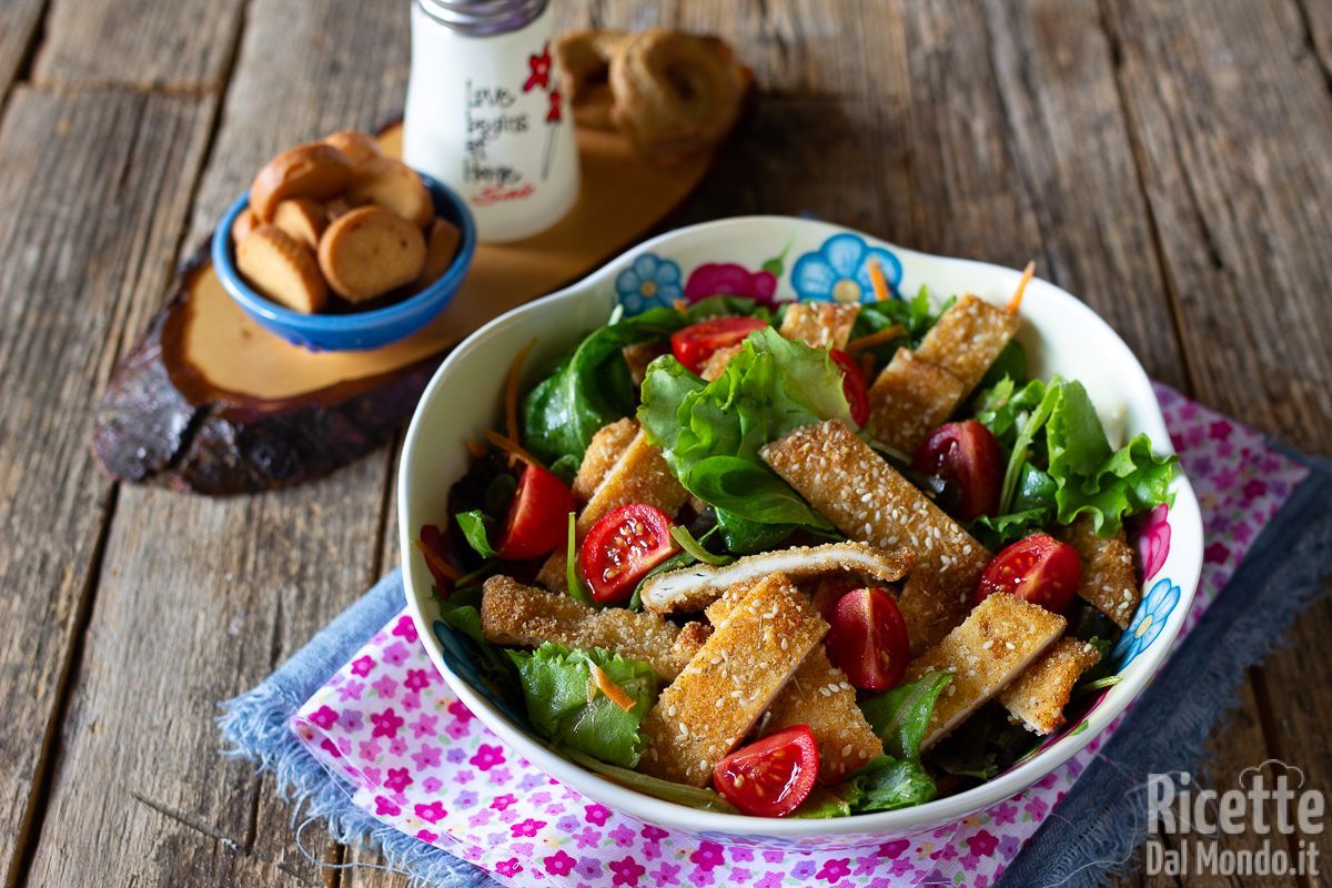 Insalata di pollo croccante. La ricetta semplice e sfiziosa!