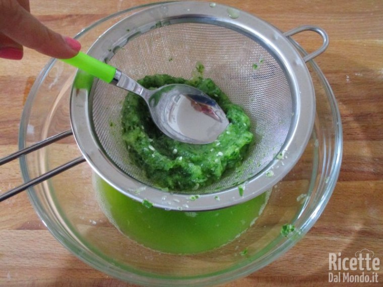 Salsa allo yogurt greca 4