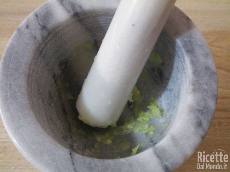 Salsa allo yogurt greca 5