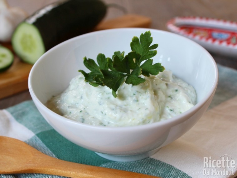 Ricetta tzatziki smirneico greco