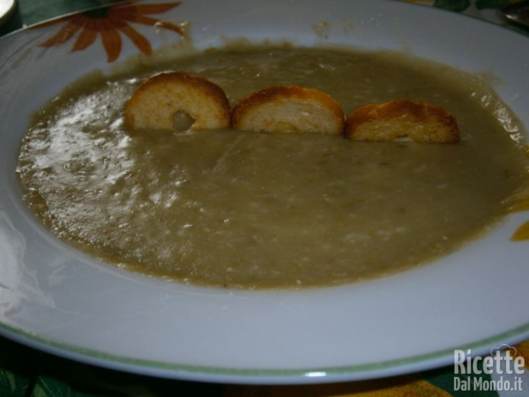 Passato di Legumi con Crostini