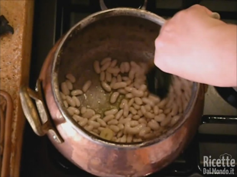 Zuppa di Fagioli bianchi e Cavatelli