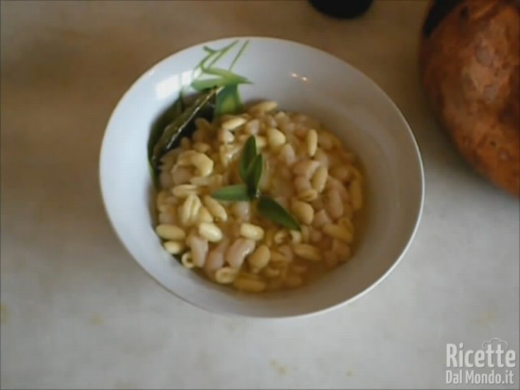 Zuppa di Fagioli bianchi e Cavatelli