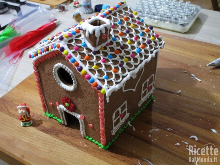 Gingerbread house - casetta di pan di zenzero 9
