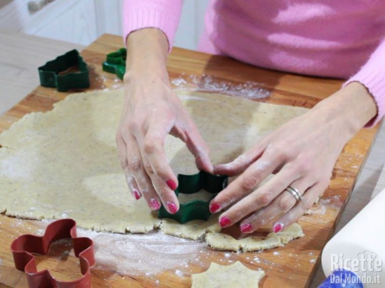 Ricavare le forme dei biscotti