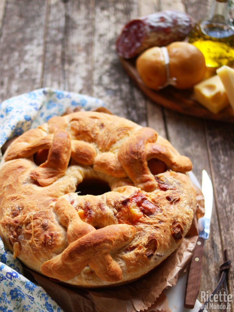 Ricetta semplice del casatiello morbido