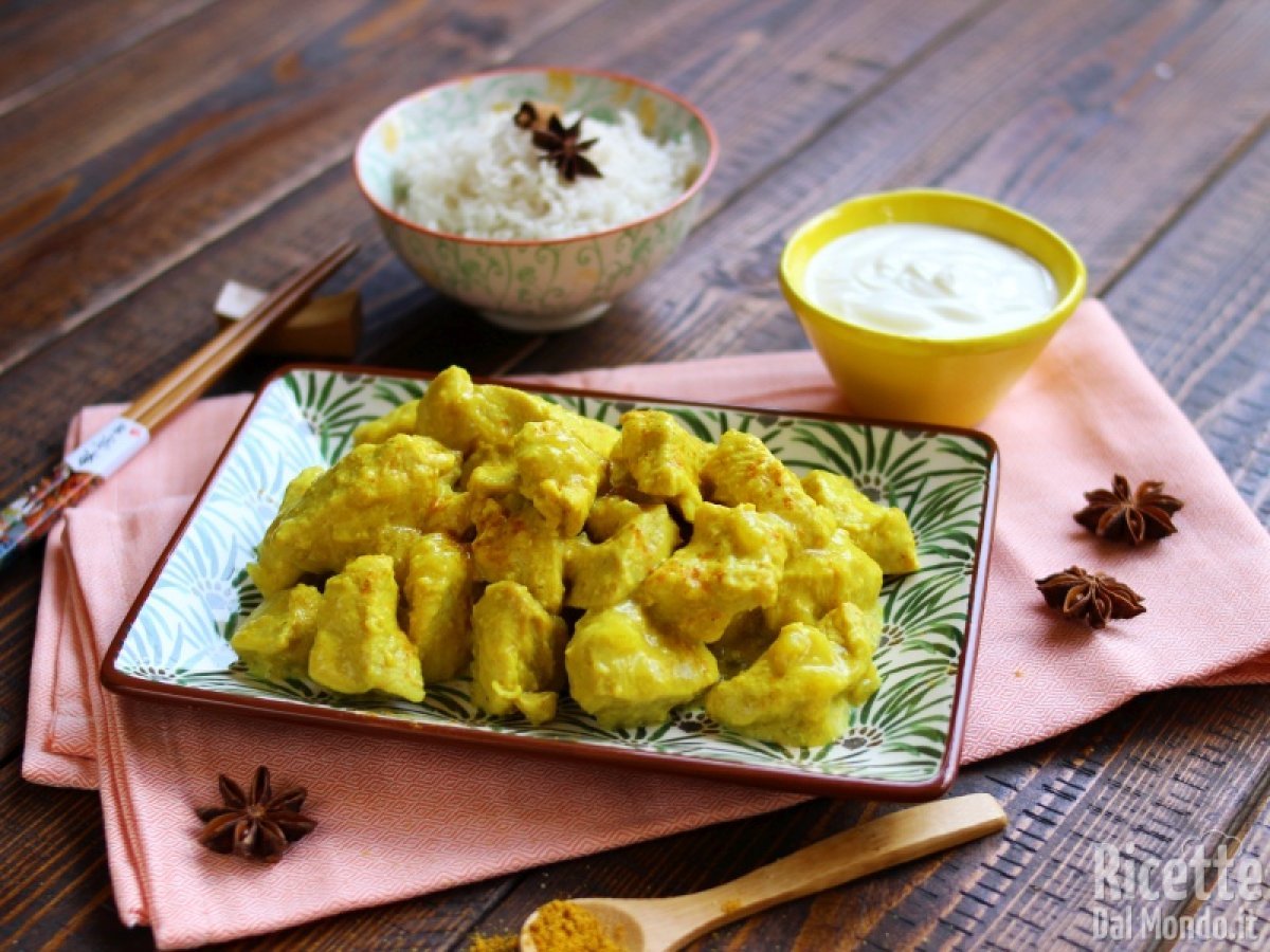 Pollo al curry, la ricetta per farlo morbido e cremoso (ricetta indiana)