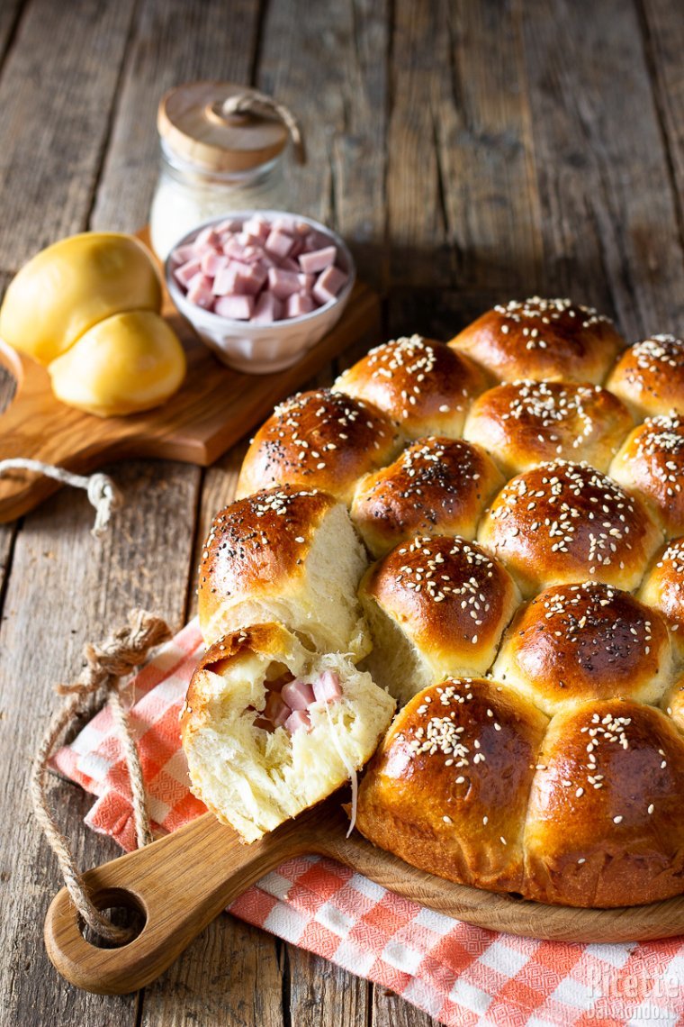 Come fare il danubio salato farcito