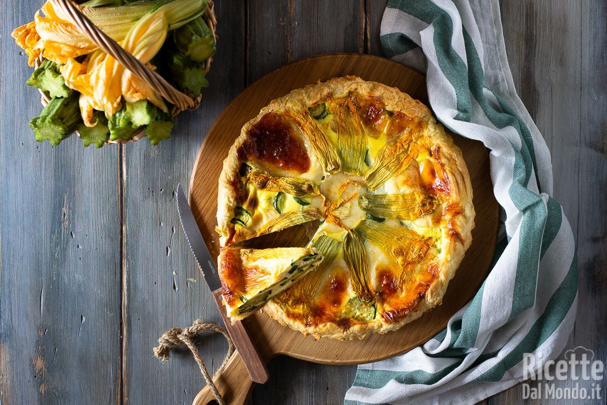 Quiche di zucchine e formaggio veloce. Ricetta vegetariana!