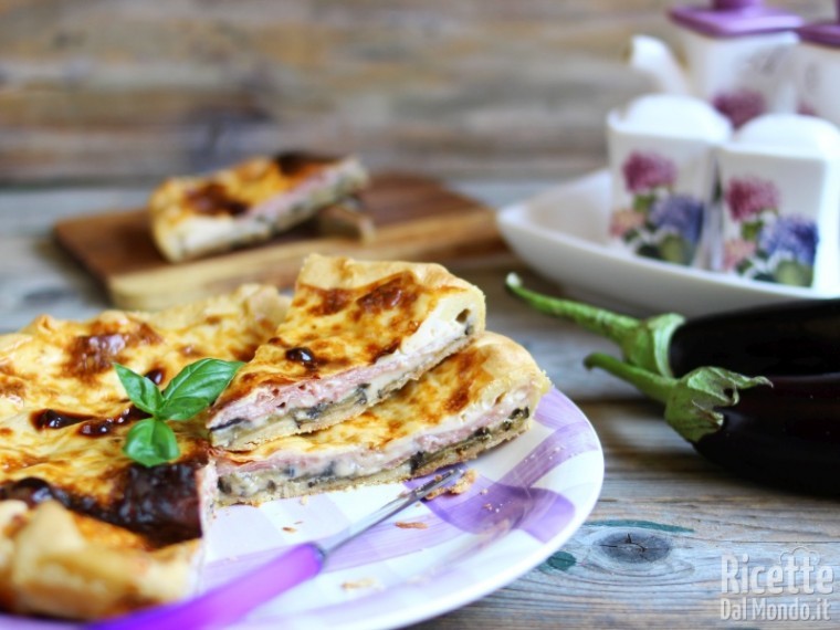 Torta salata di melanzane e prosciutto cotto