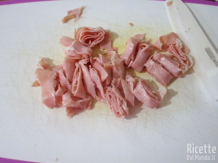 Caserecce ai fiori di zucca e prosciutto cotto 3