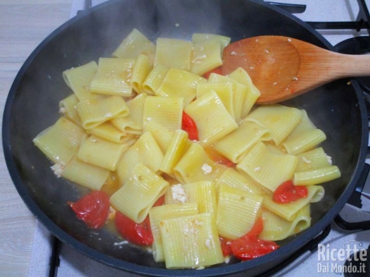 Mezzi paccheri al granchio 7