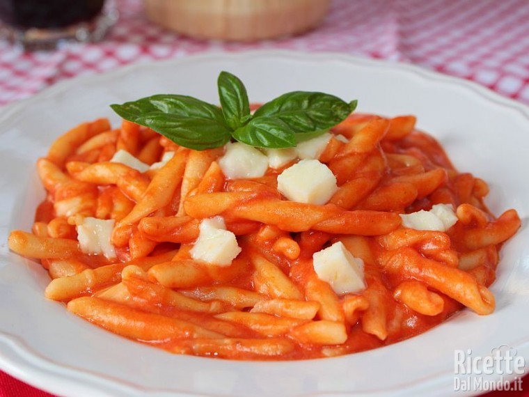 Strozzapreti alla sorrentina