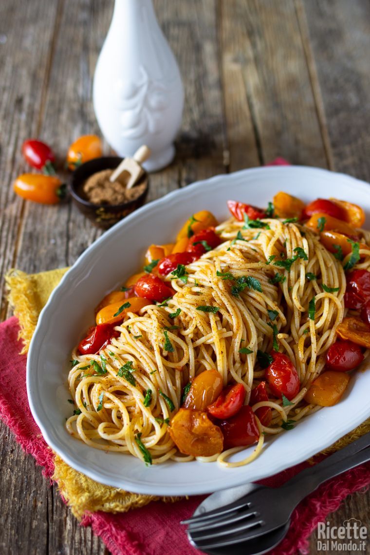 Come fare gli spaghetti con bottarga e pomodorini