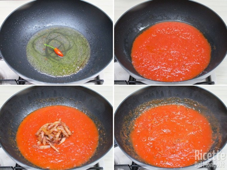Cuocere il sugo di pomodoro
