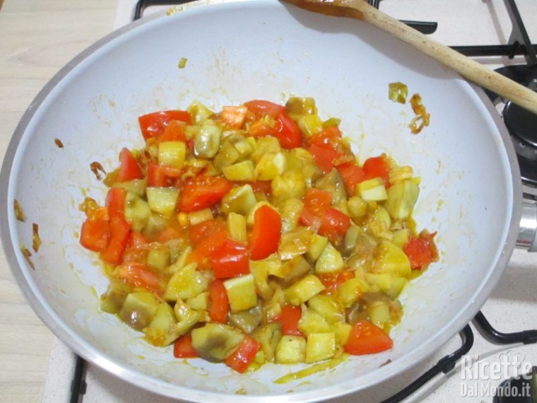 Pasta con le melanzane bianche 8