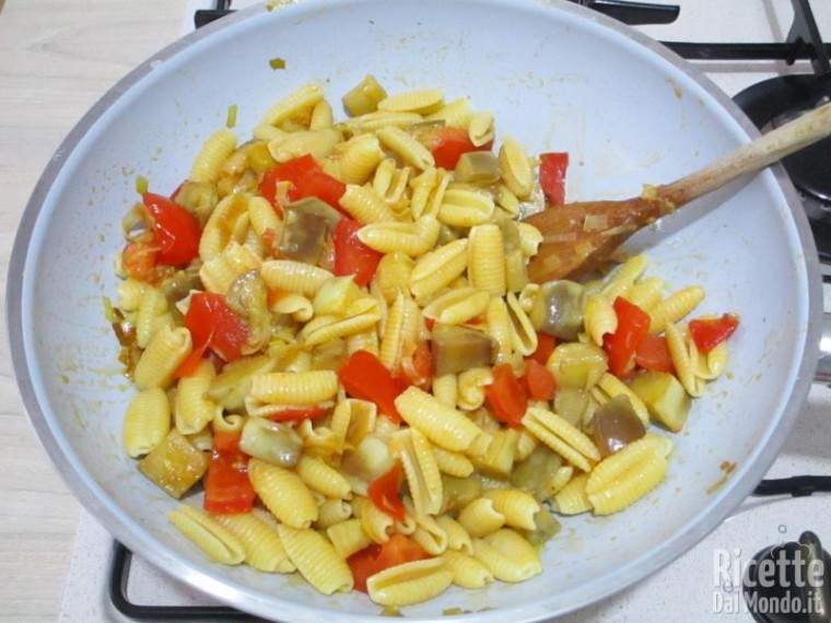 Gnocchetti sardi con le melanzane 10